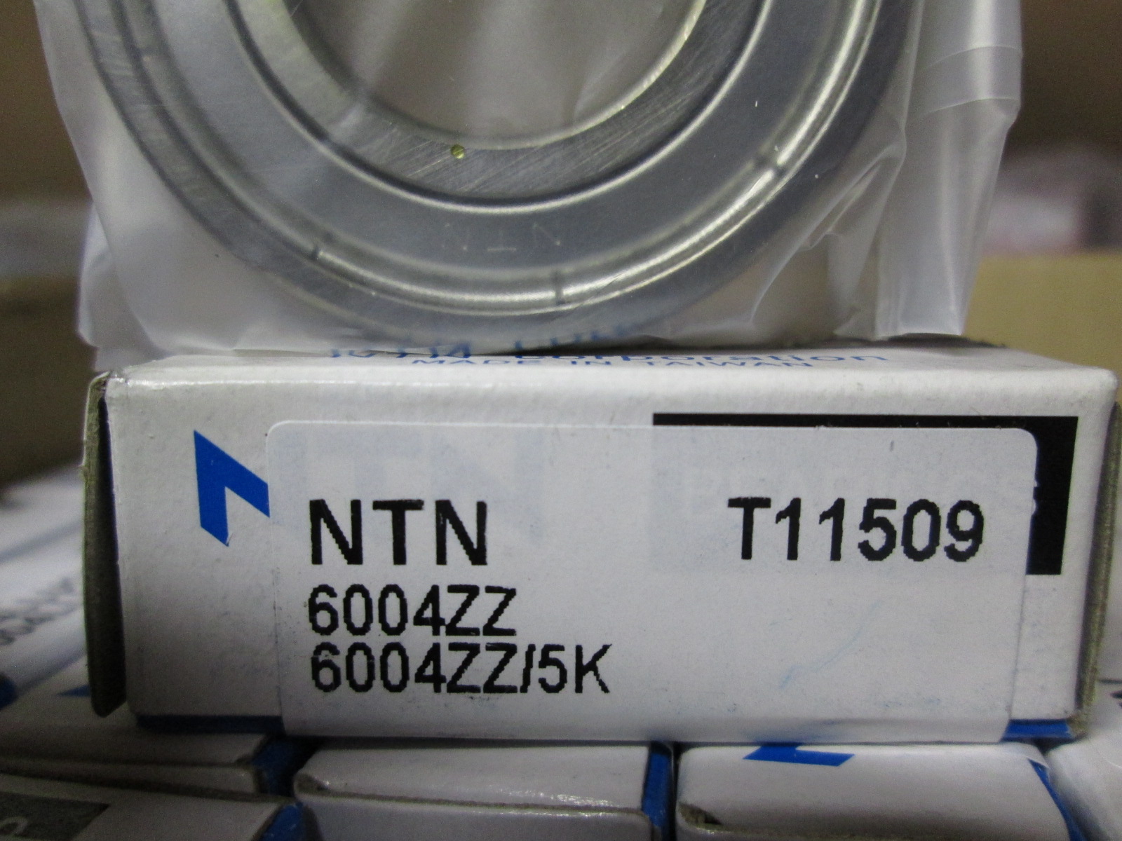 lozisko 6004 ZZ SNR