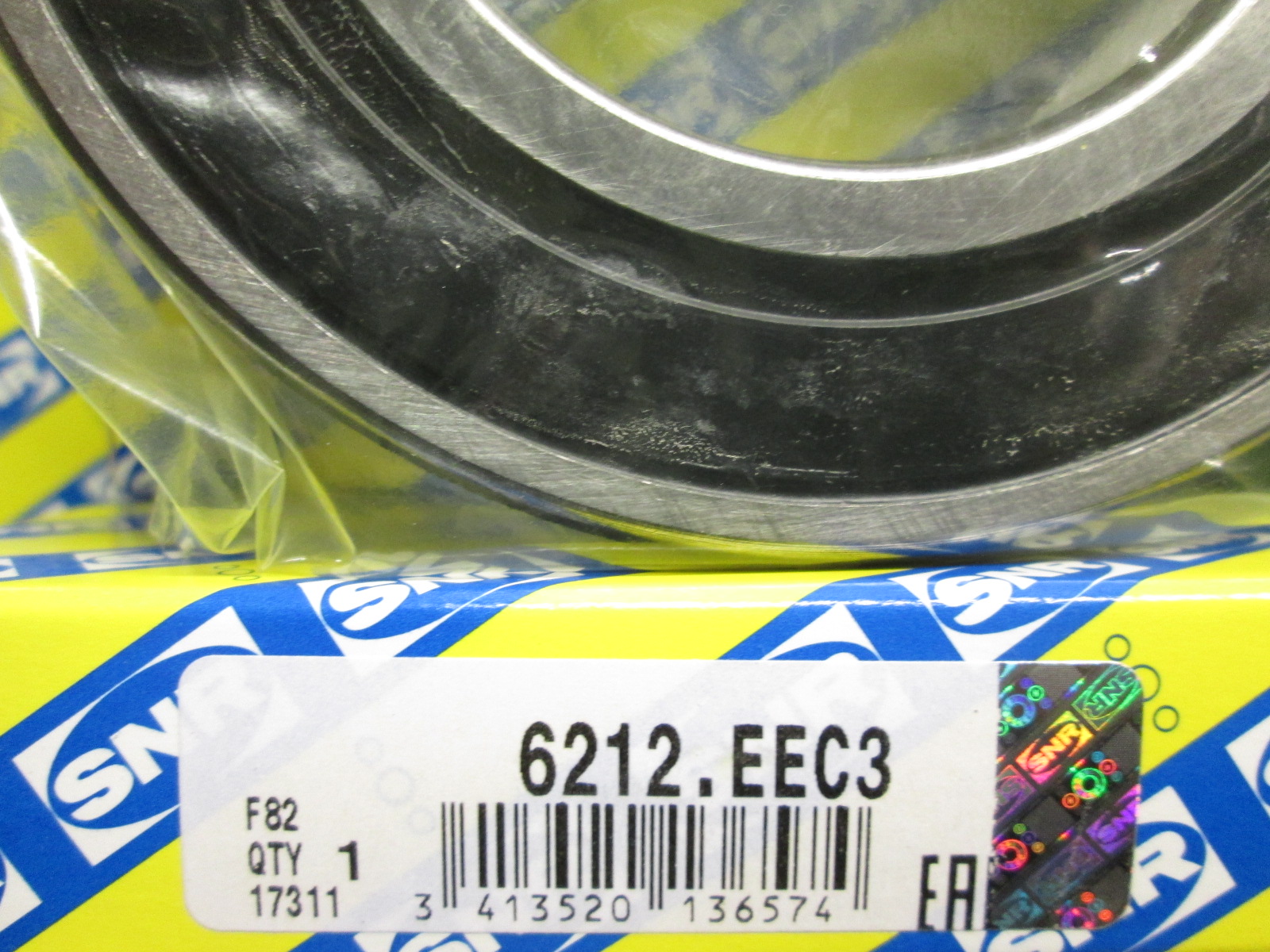 lozisko 6212 EE C3 SNR