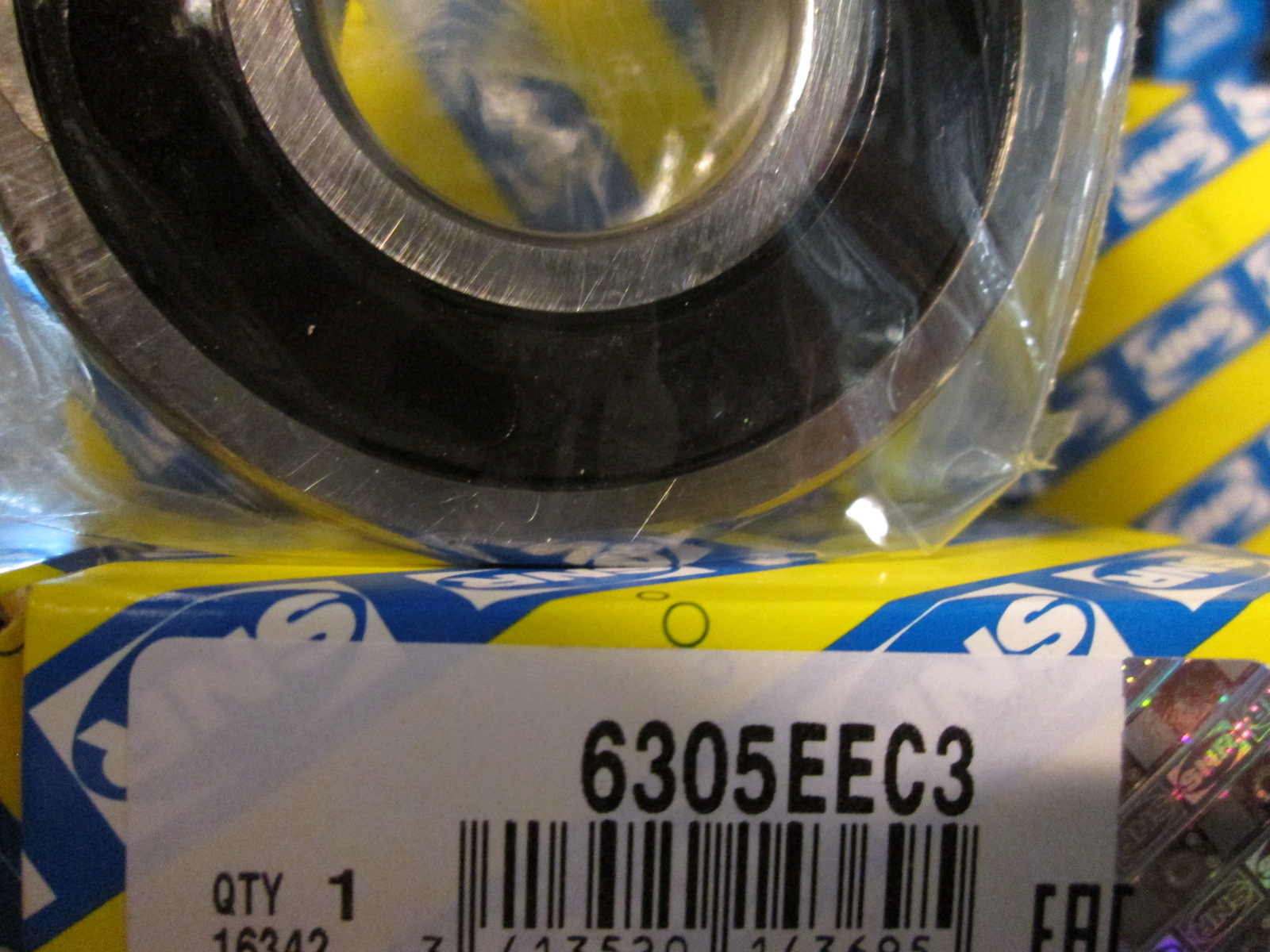lozisko 6305 EE C3 SNR